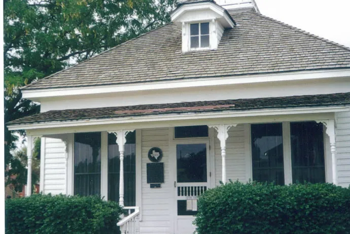 Carson County Square House Museum
