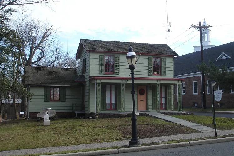 Crane-Phillips House