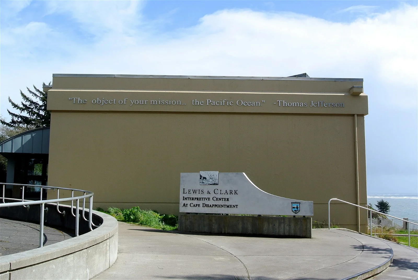 Lewis and Clark Interpretive Center