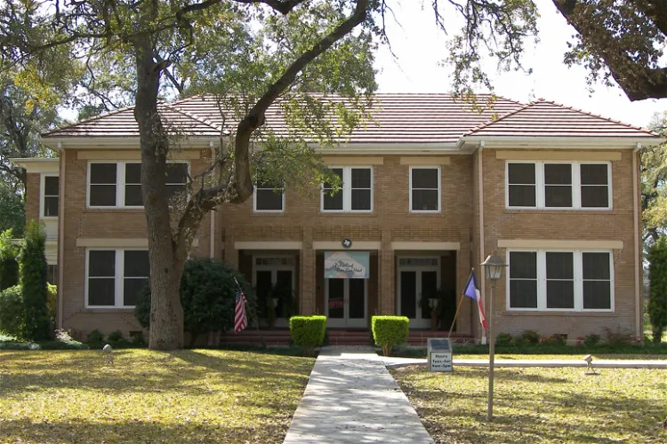 Briscoe-Garner Museum