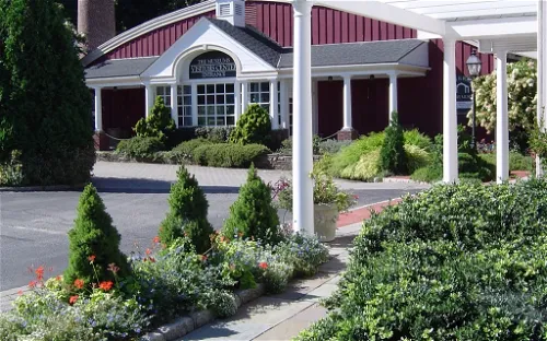 The Long Island Museum