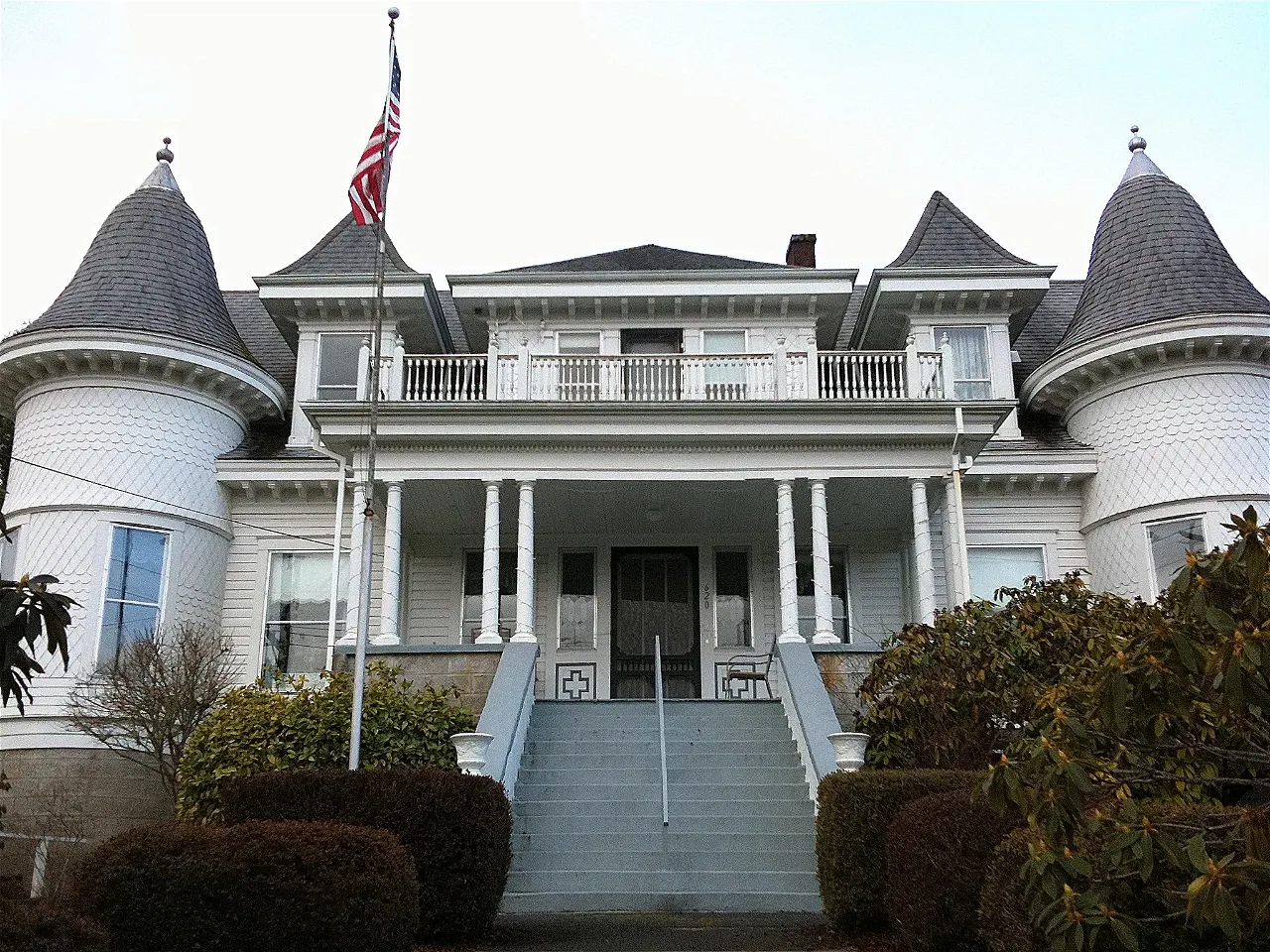 Thomas J. Flippin House (Clatskanie) - Visitor Information & Reviews