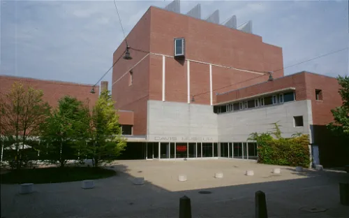 Davis Museum - Wellesley College