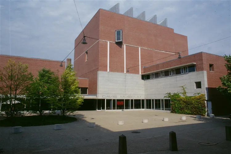 Davis Museum - Wellesley College
