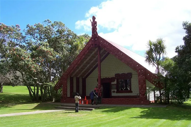 Te Kōngahu Museum of Waitangi