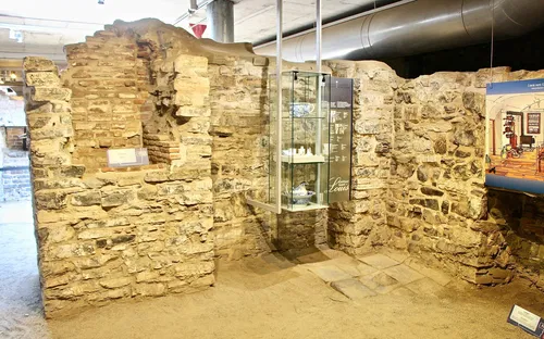 Site des Forts-et-Châteaux-Saint-Louis