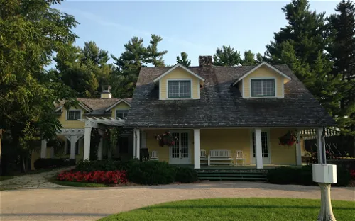 Mackenzie King Estate