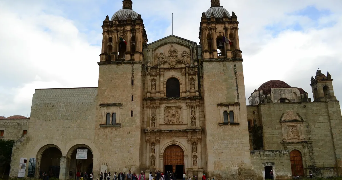 Church of Santo Domingo de Guzmán (Oaxaca) - Visitor Information & Reviews Church of Santo Domingo de Guzmán (Oaxaca) - Visitor Information & Reviews