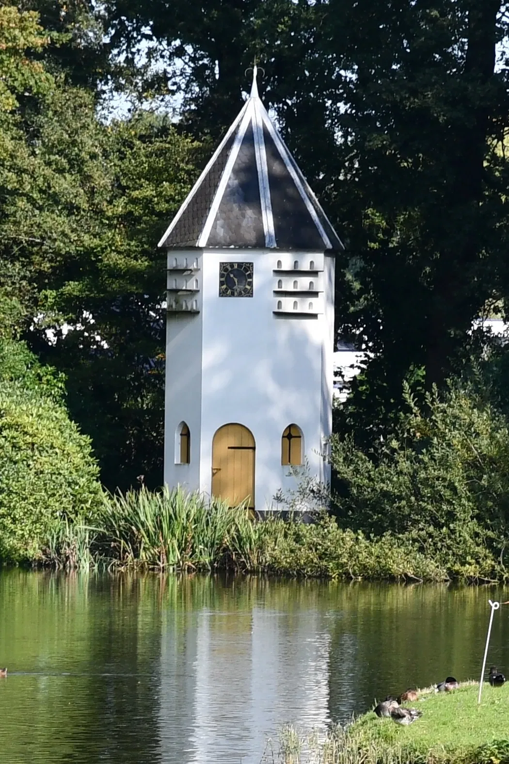 Schilderijen, pentekeningen en gouaches van C.S.Th. van Gink