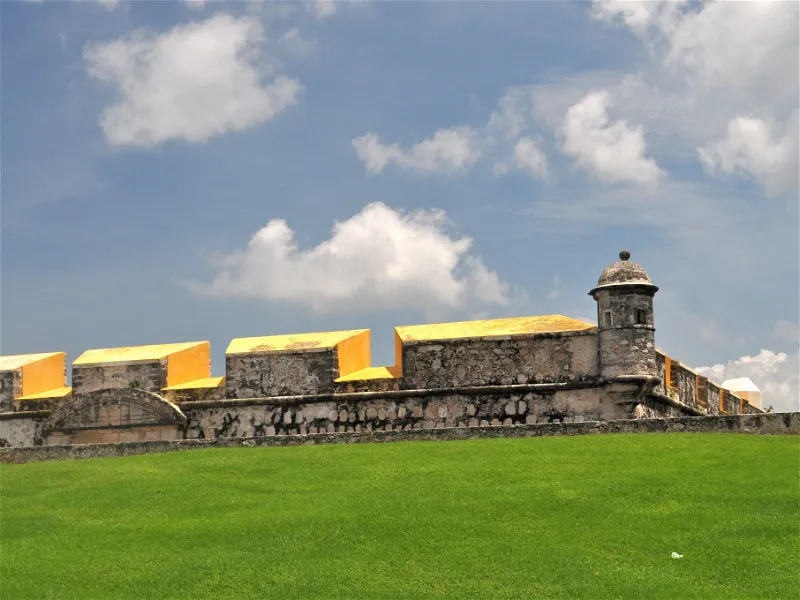 Museo de Arquitectura Maya Baluarte de Nuestra Señora de la Soledad (Campeche) Visitor Museo de Arquitectura Maya Baluarte de Nuestra Señora de la Soledad (Campeche) Visitor