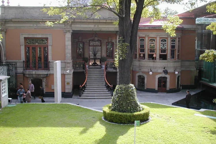 Cultural Center Casa Lamm