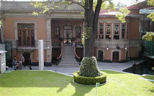 Cultural Center Casa Lamm