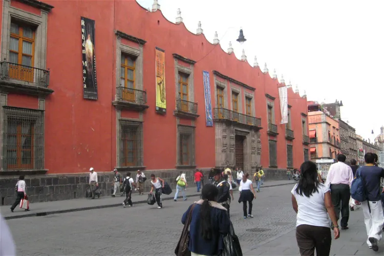 Museo de Arte de la SHCP (Antiguo Palacio del Arzobispado)