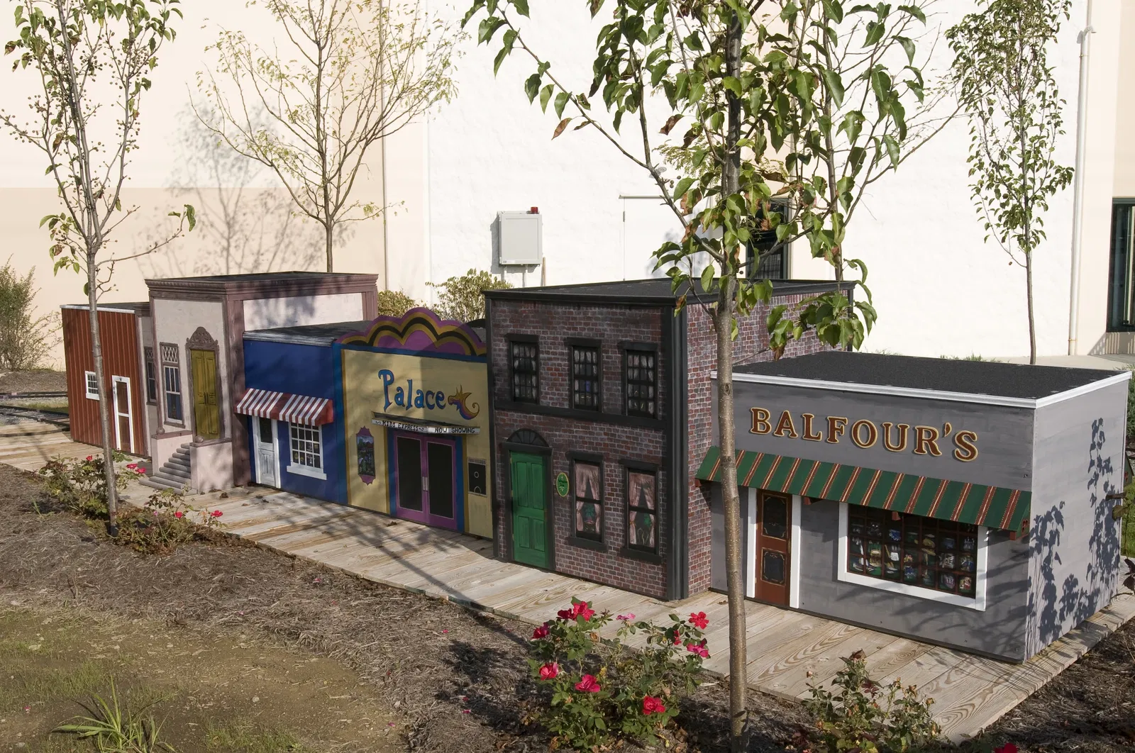 EnterTRAINment Junction