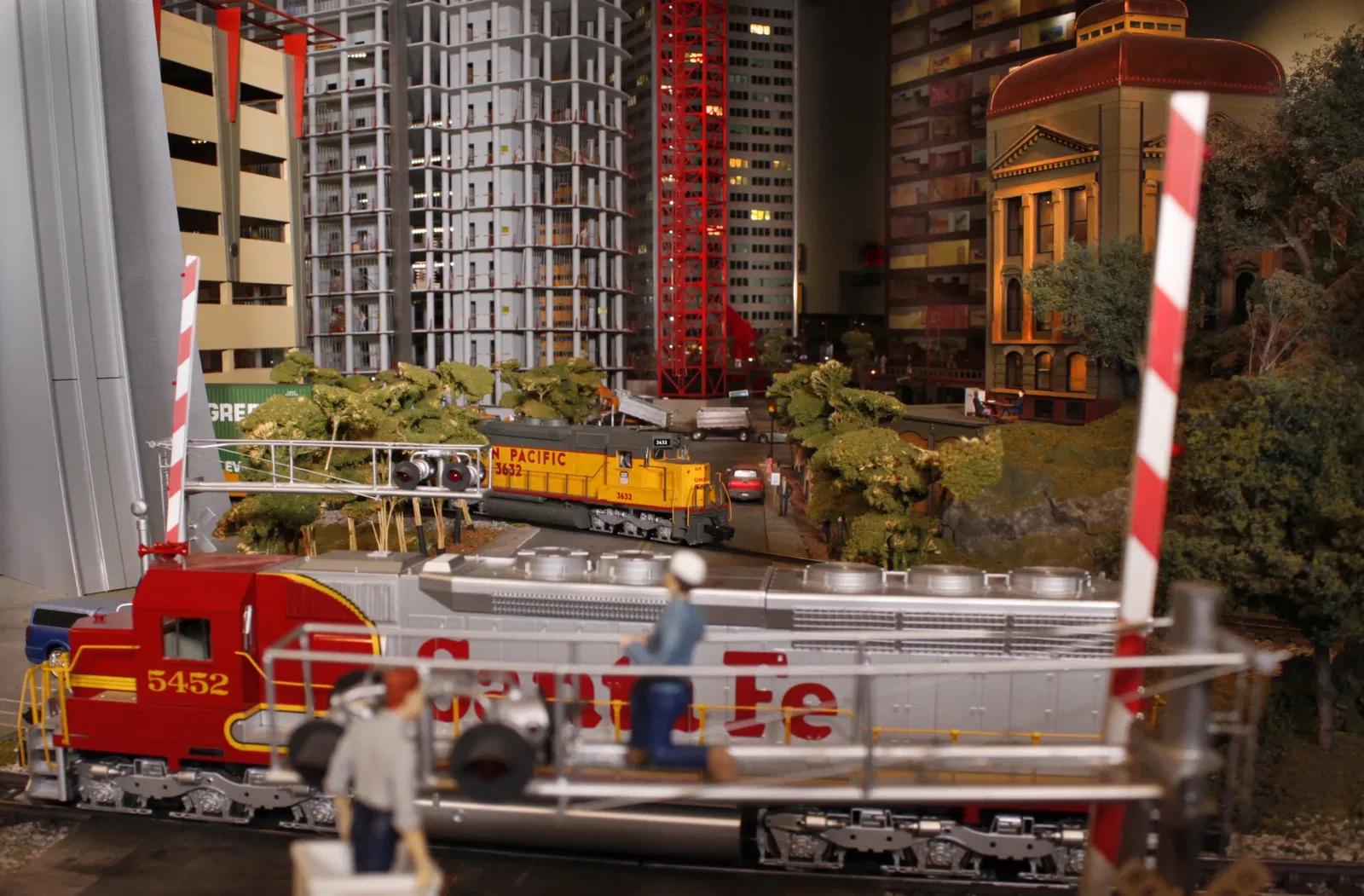 EnterTRAINment Junction