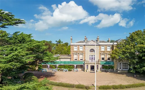 Powell-Cotton Museum, Quex House and Gardens