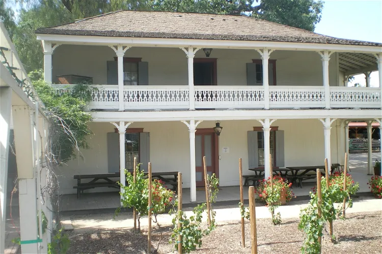 Leonis Adobe Museum