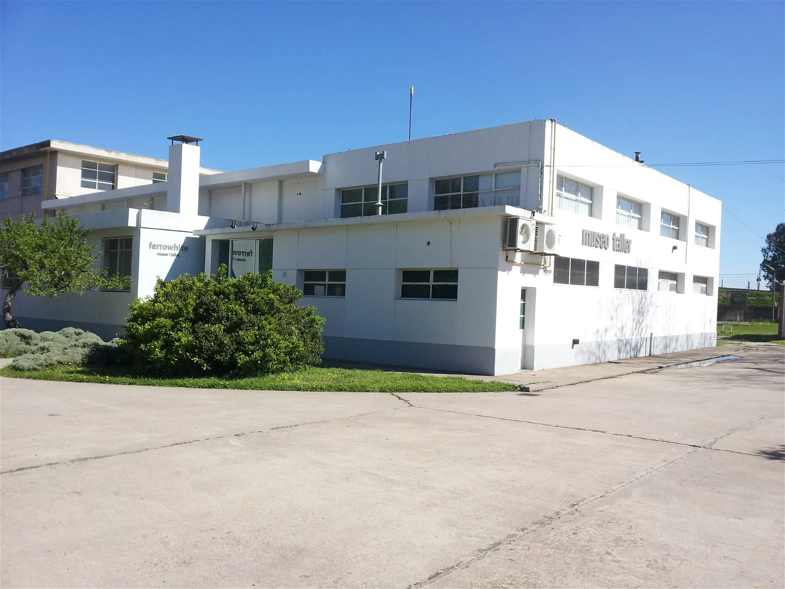 Ferrowhite Museo Taller