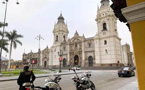 Catedral de Lima y Museo de Arte Religioso