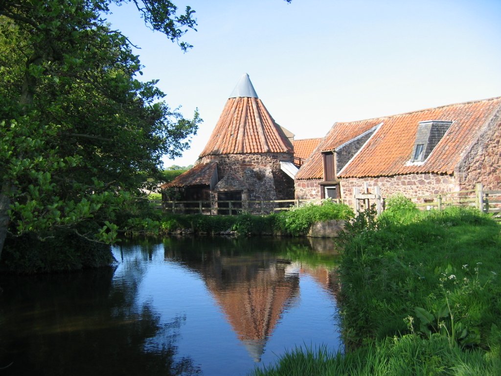 Preston Mill and Phantassie Doocot