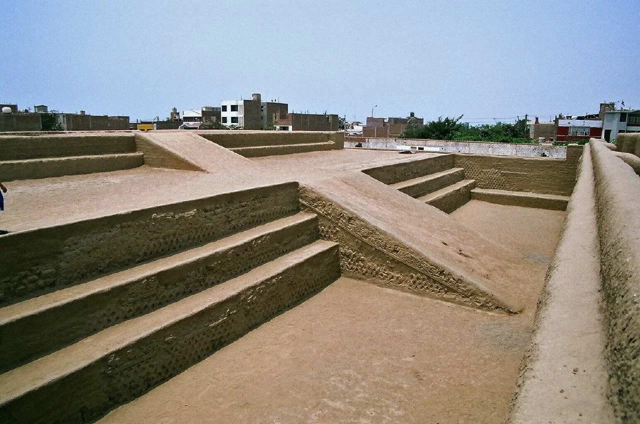 Huaca La Esmeralda