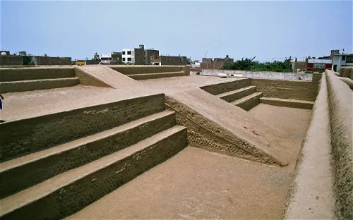 Huaca La Esmeralda