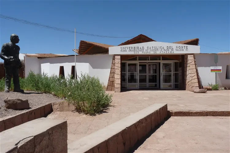 R. P. Gustavo Le Paige Archaeological Museum