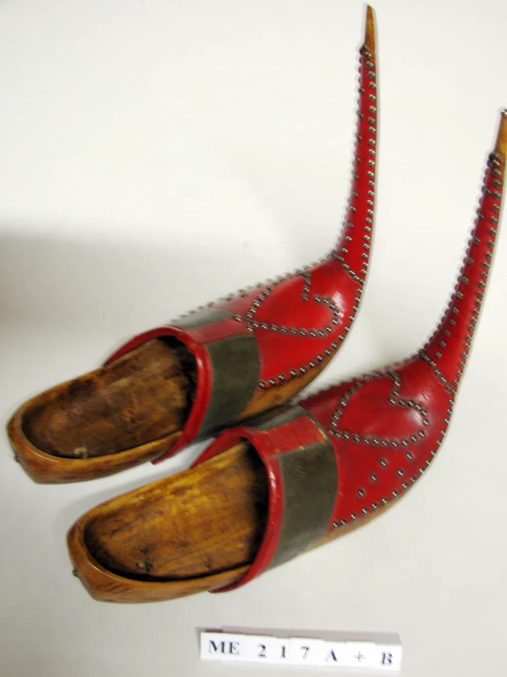 International Wooden Shoe Museum