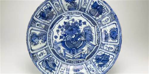 Een duik in de porseleinkast