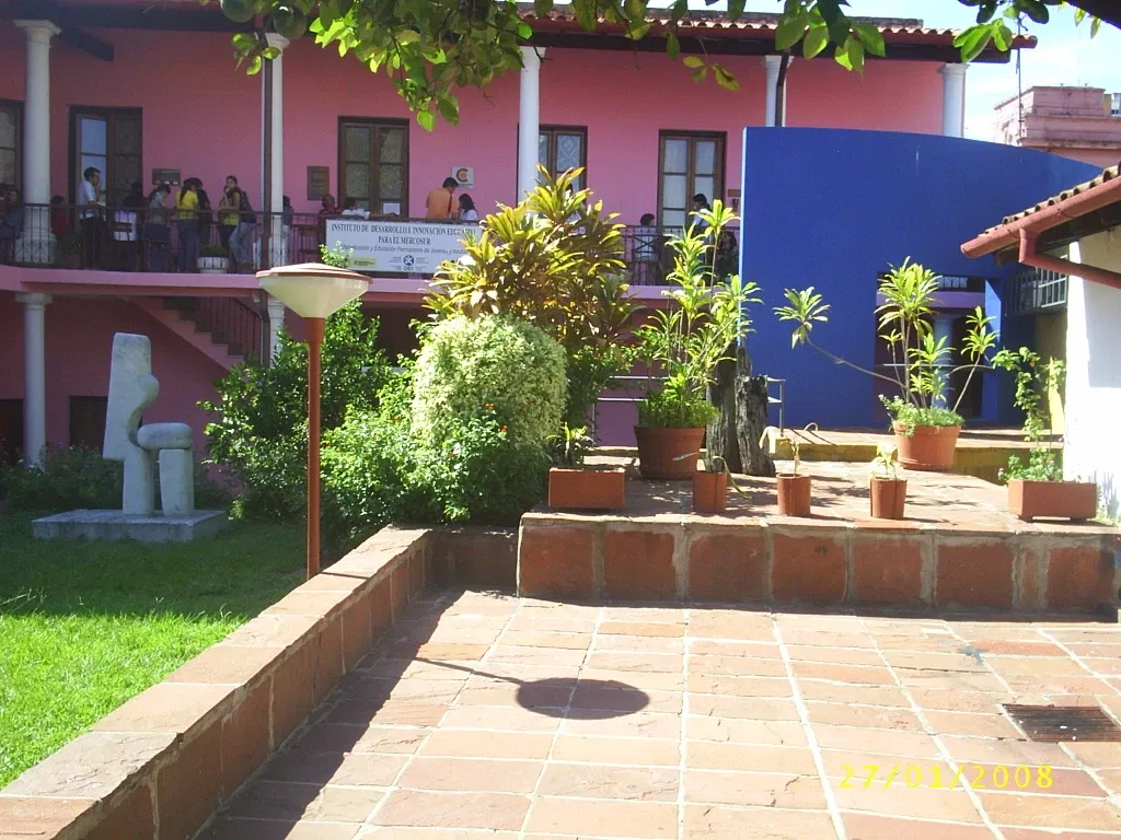 Centro Cultural Manzana de la Rivera