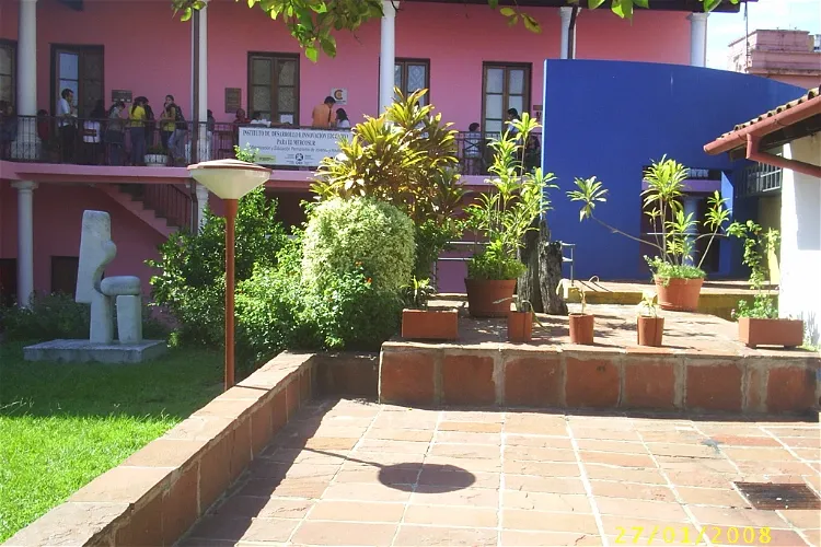 Centro Cultural Manzana de la Rivera