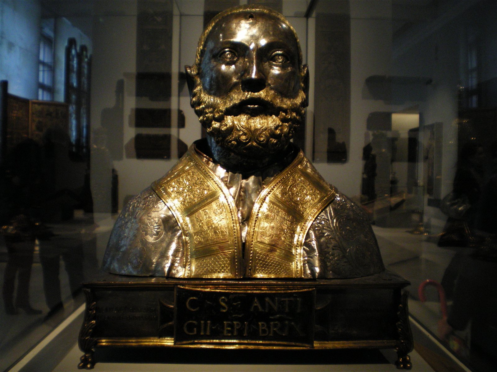 Victoria and Albert Museum