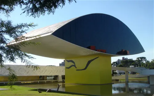 Oscar Niemeyer Museum