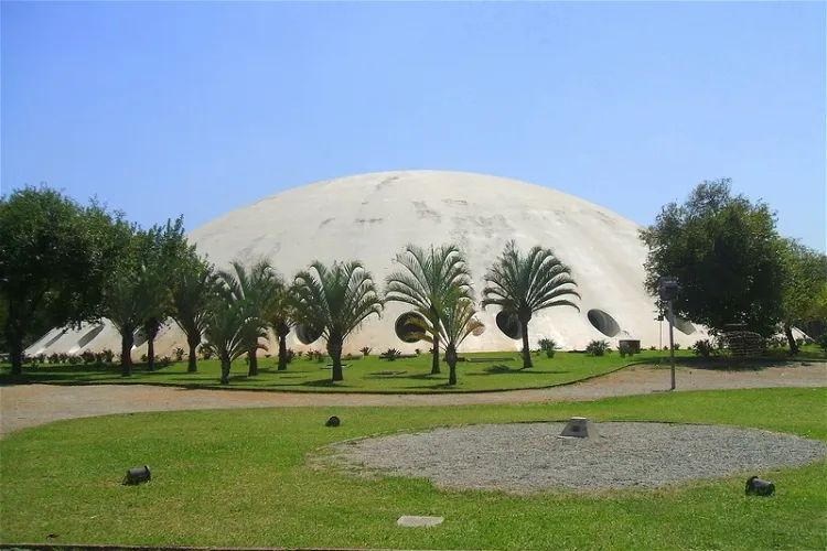 Pabellón Lucas Nogueira Garcez
