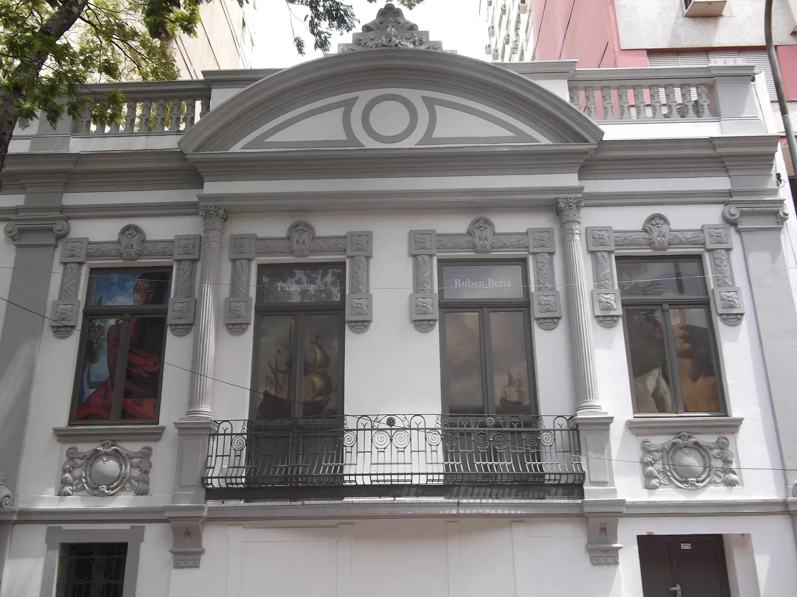 Pinacoteca Ruben Berta