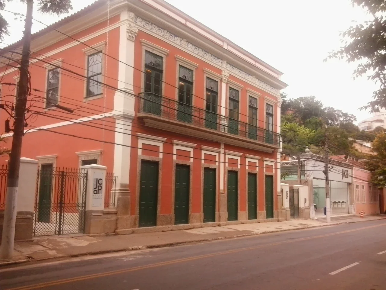 Janete Costa Museum of Popular Art