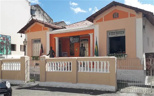 Museu de Esculturas Jurandir Maciel