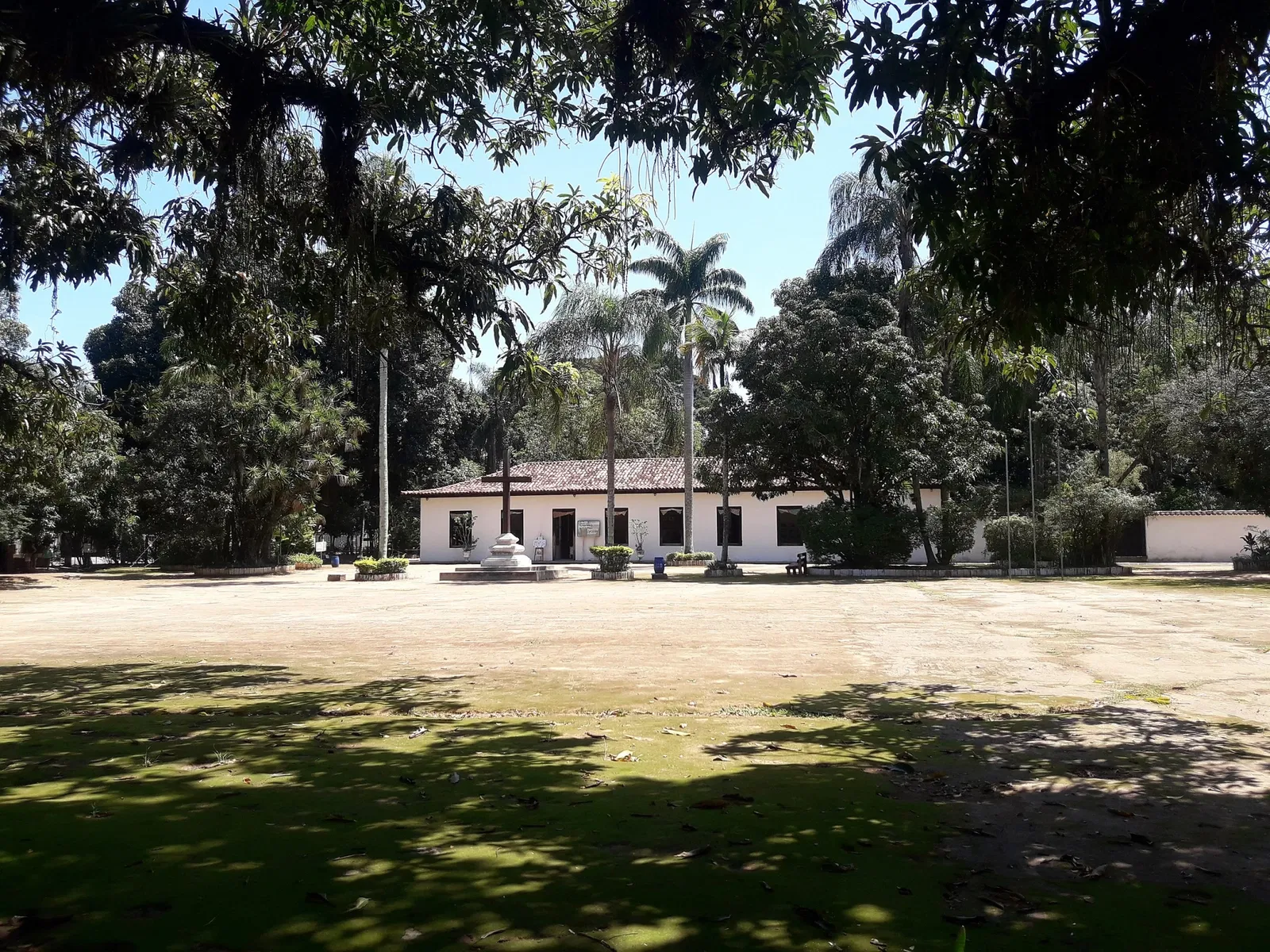 El Rancho del Pájaro Amarillo