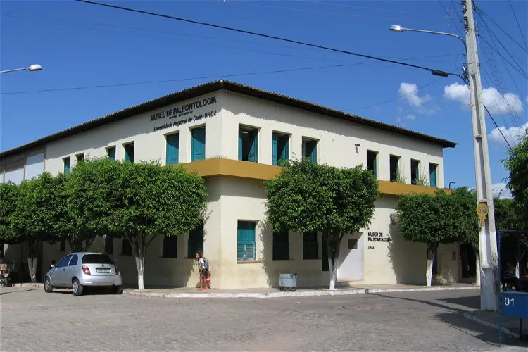 Museu de Paleontologia Plácido Cidade Nuvens