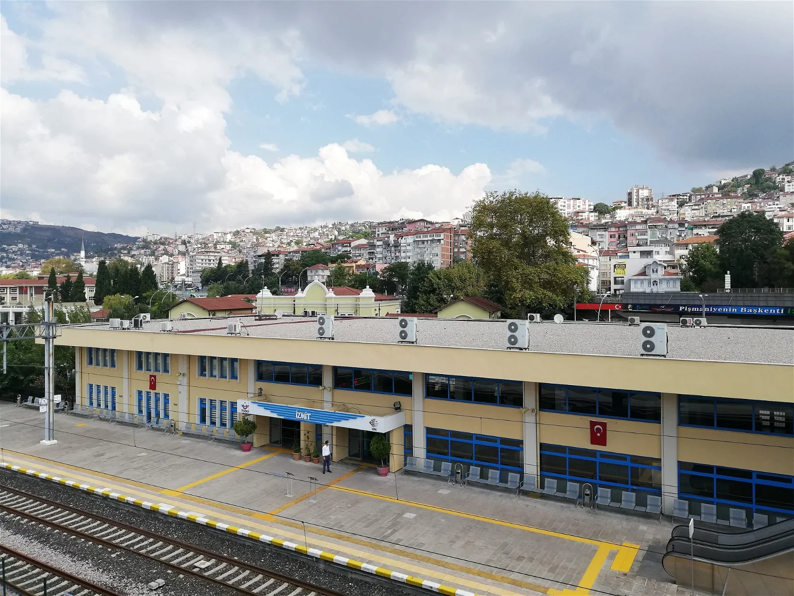 Eski İzmit Tren Garı