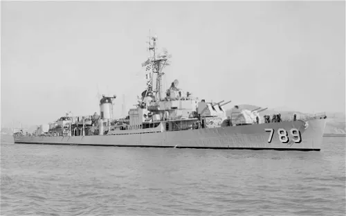 USS Eversole (DD-789)