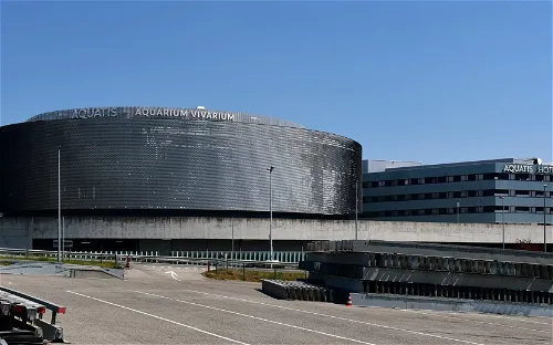 AQUATIS Aquarium-Vivarium