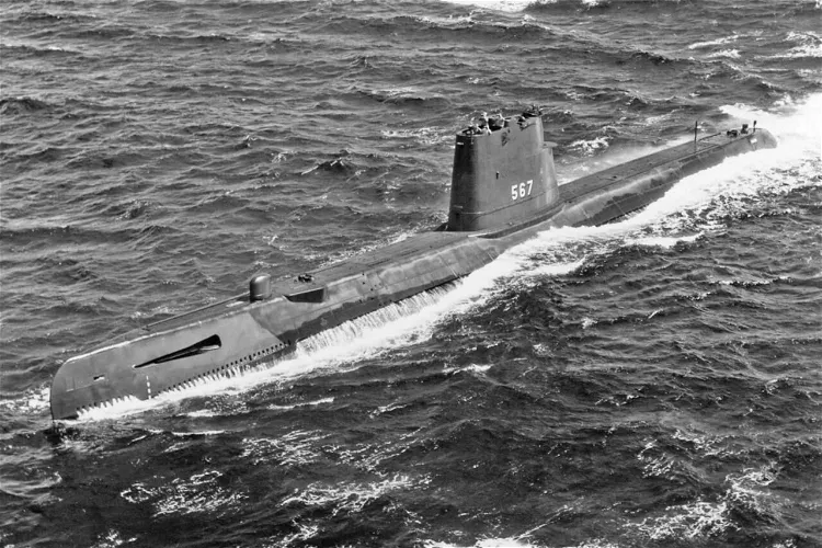 USS  Gudgeon  (SS-567)