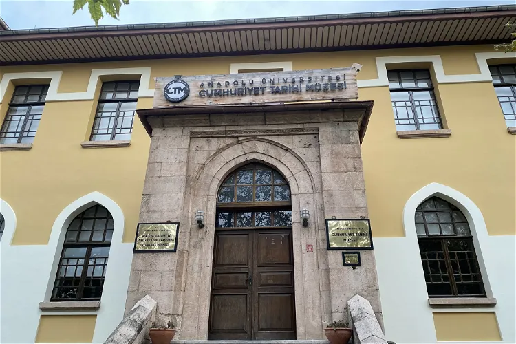 Anadolu Üniversitesi Cumhuriyet Tarihi Müzesi