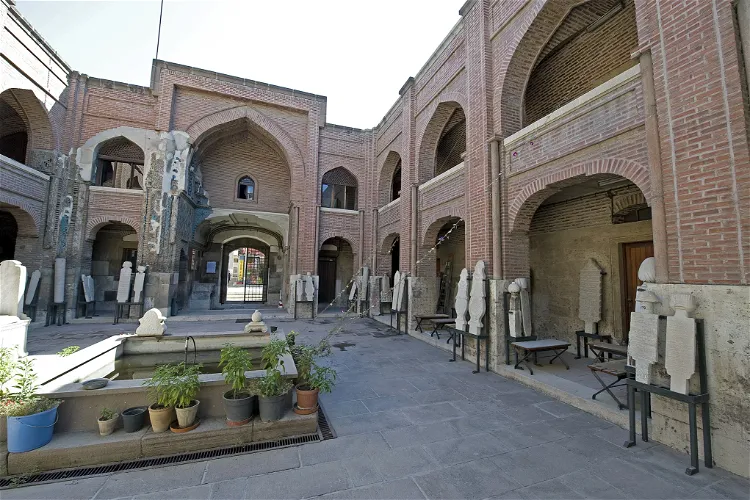 Sırçalı Medrese