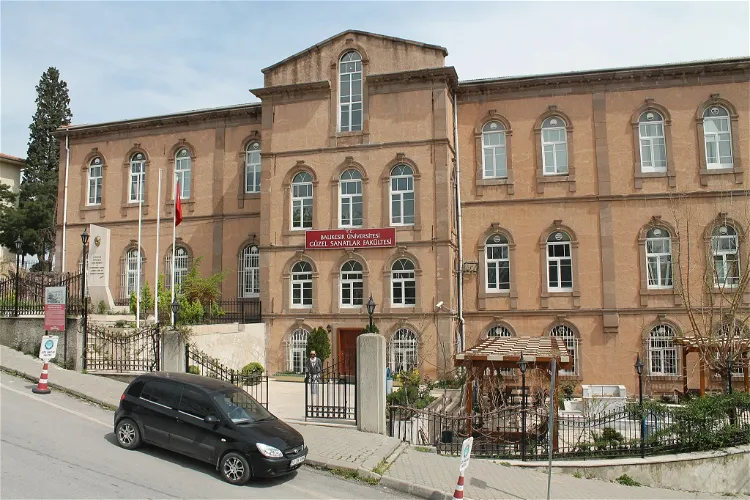 State Fine Arts Gallery