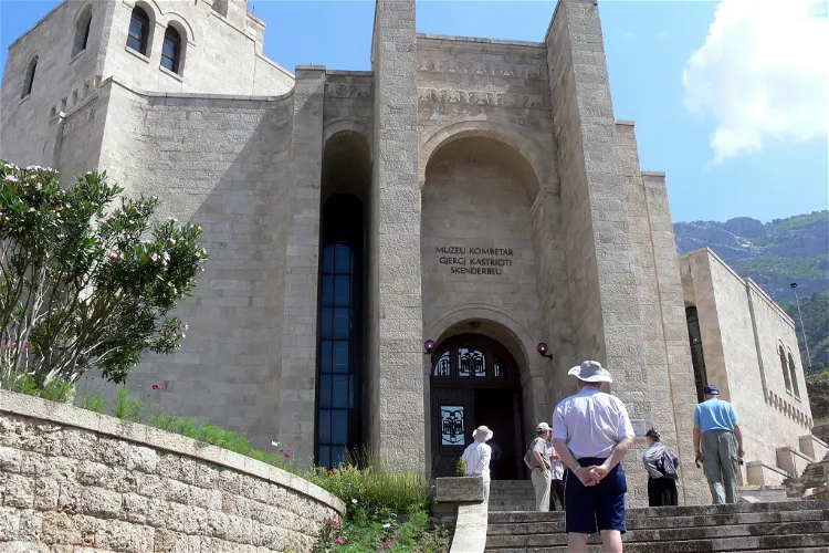 Skanderbeg Museum