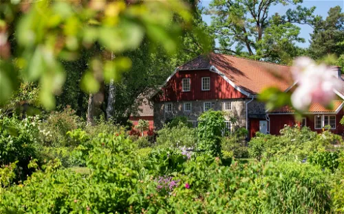 Natural History Museum and Botanical Garden
