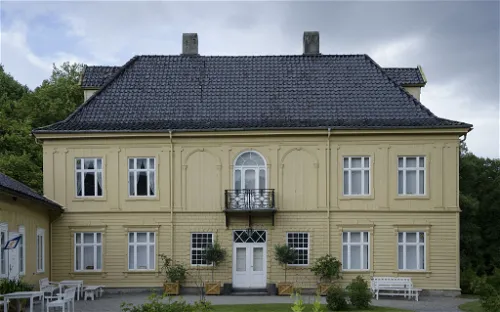 Gulskogen Manor