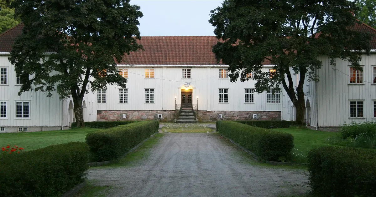 Elingaard Manor (Fredrikstad) - Visitor Information & Reviews